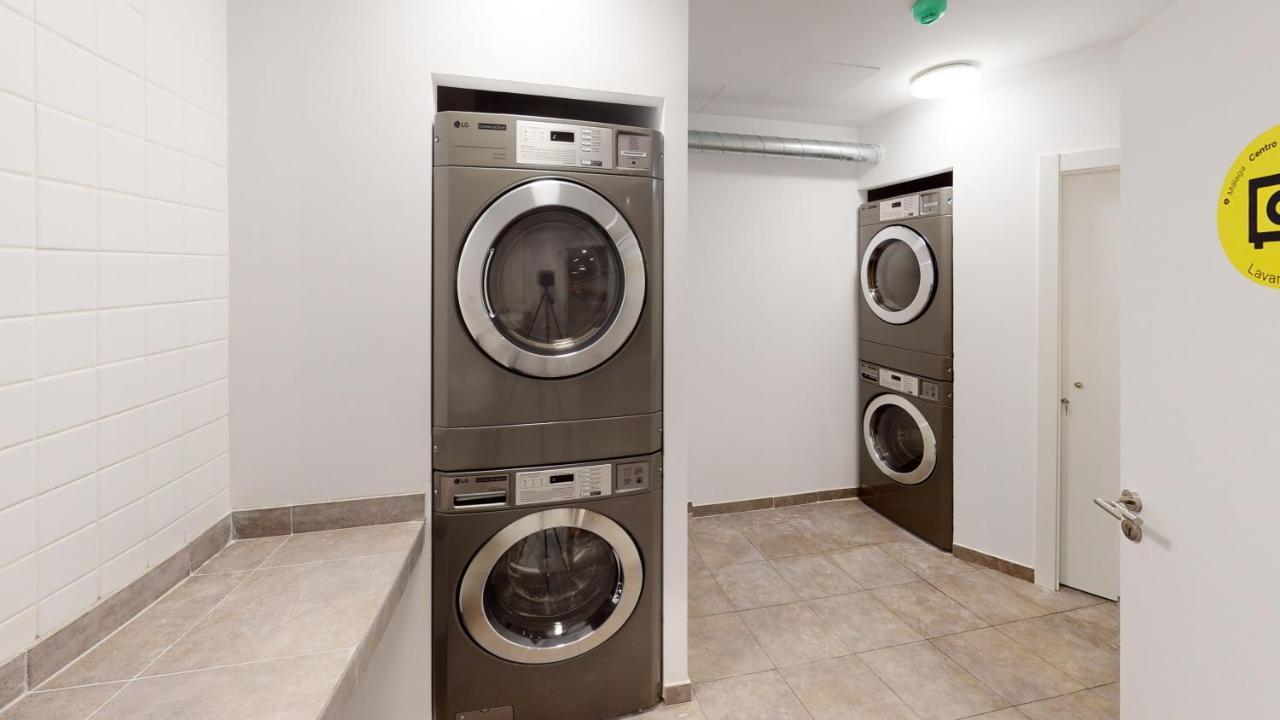 Residencia Universitaria Resa Malaga Centro Ngoại thất bức ảnh