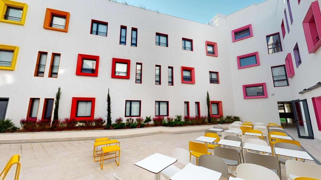 Residencia Universitaria Resa Malaga Centro Ngoại thất bức ảnh