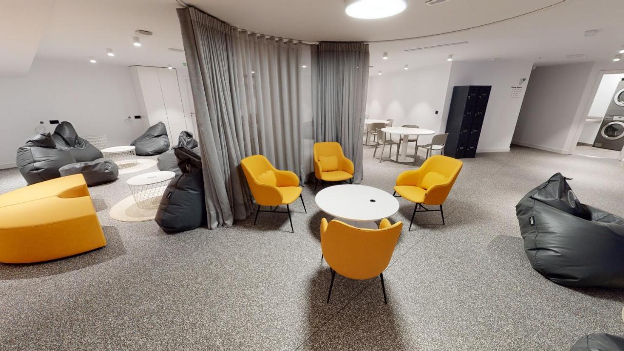 Residencia Universitaria Resa Malaga Centro Ngoại thất bức ảnh