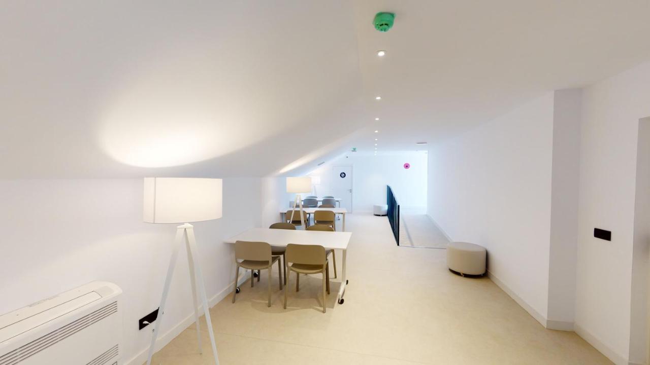 Residencia Universitaria Resa Malaga Centro Ngoại thất bức ảnh
